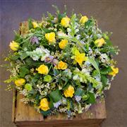 Gold &amp; White Posy Pad